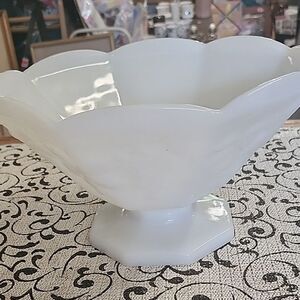 Indiana Glass Grape Harvest Bowl